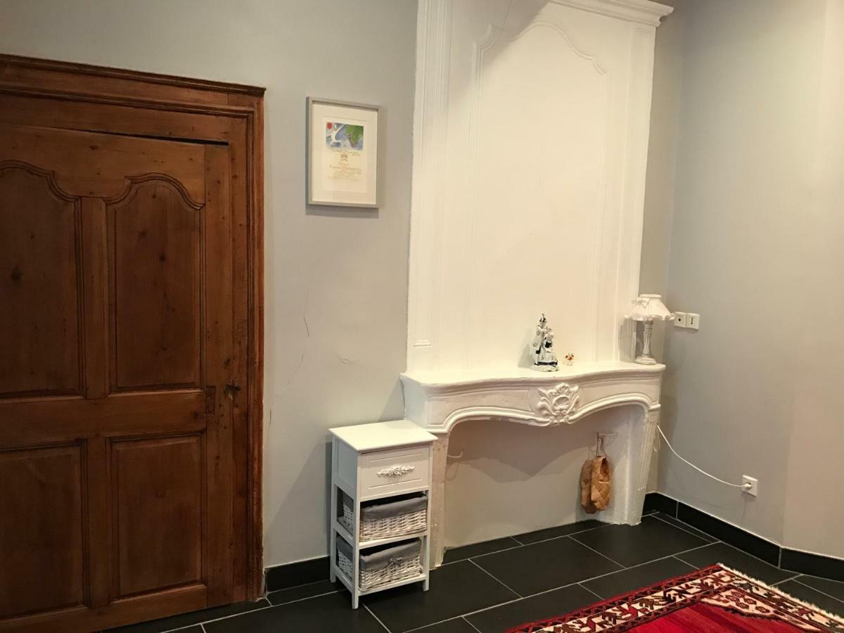 Ferienwohnung La Perle De La Vieille Ville D'Annecy Exterior foto